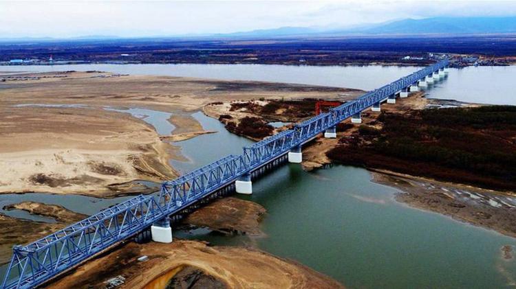  перший залізничний міст між Росією і Китаєм будували 7 років 