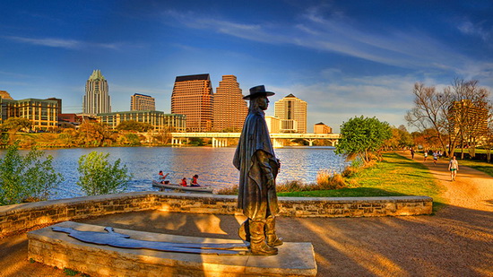 Остін. Austin
