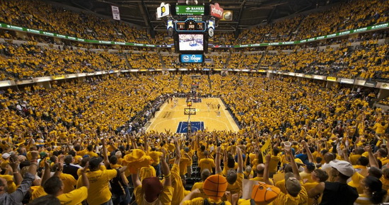 Індіанаполіс. Indianapolis Indiana Pacers arena
