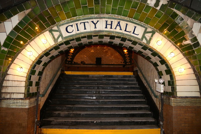 nyu yorkskoe metro city holl stanciya Нью-йоркський метрополітен